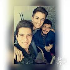 Müzik ve oyunculuk hayatı ile yükselişini sürdüren onur baytan 1995 doğumludur. Onur Baytan Onur Baytan Fan Twitter