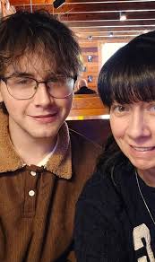 Single mother seeking help for son's trip to South Korea