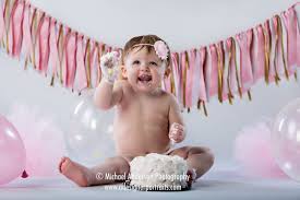 Read on for how to capture your baby's one year old photos with 5 easy tips. Mounds View Mn Kids Photographer One Year Old Portraits Of Mackenna