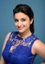 Pin By Ganesh Benere On Parineeti Chopra Parineeti Chopra Bollywood Actress Bollywood Actress Without Makeup