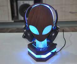 Rgb Alienware Headphone Stand Decoration Chambre Ado Art En Bois Projets Bois