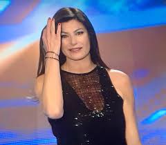 Voci dicono che sia in trepidante attesa di una femminuccia, la prima, sia per sia per gigi buffon, suo compagno. Ilaria D Amico Sky Sport Pesavento Art Expressions Made In Italy Jewels