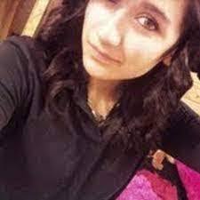 Stephanie Vandervoort's Instagram, Twitter & Facebook