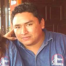 NEGRO CUÉLLAR: LEYENDA DEL ROCK EN CAMIRI  http://www.radiodelchaco.com/web/moises-efrain-cuellar -galarza-negro-cuellar-una-leyenda-del-rock-en-camiri/