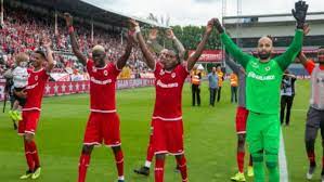 Η αντβέρπ σίτι σέντερ είναι μια από τις πολλές γειτονιές της αντβέρπη που οι τουρίστες επιθυμούν να επισκέπτονται. Antberp H Belgikh Omada Me To Ellhniko Background Balla Com Cy