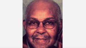 Arnett Richardson's Instagram, Twitter & Facebook