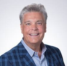 Tom Park's Instagram, Twitter & Facebook