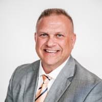 Aaron Haig's Instagram, Twitter & Facebook