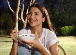 Anushka sharma who debuted in the movie rab ne bana di jodi (2008) started off her career as a. Mom To Be Anushka Sharma Shares A Throwback Picture And Reflects On What Has Changed Since Bollywood News Bollywood Hungama