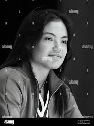 Victoria and emma hi-res stock photography and images