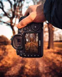 What Is Instagram For You For Me It S A Place To Share My Gear With You In A Way I Like It Friend Poses Photography Camera Wallpaper Perspective Photography