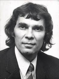 Gordon Briscoe's Instagram, Twitter & Facebook