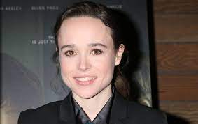 2,226,540 likes · 906 talking about this. Netflix Star Elliot Page Spricht Uber Coming Out In 2021 Netflix Schauspieler Star Wars