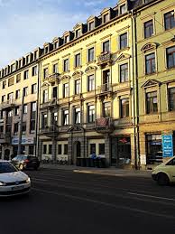 Just around the corner at the square trachenberger platz there is a netto supermarket with bakery and butcher, 100m away is a edeka supermarket with bakery and cafe that offers a varity of breakfast specialties. 4 Zimmer Wohnung Zum Verkauf Bautzner Str 49 01099 Dresden Innere Neustadt Mapio Net