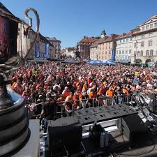 Mega-Party - Stadt ist orange – Graz feiert Eishockey-Helden