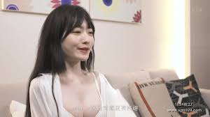 MD0087_Amateur_女優面試員__極品美少女AV初體驗_麻豆新科女神| Porntrex.c...