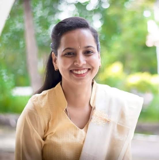 अंगणवाडी सेविकांना भाऊबीजेची ओवाळणी मिळणार! मंत्री आदिती तटकरेंची माहिती !!