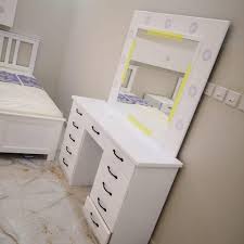 تفصيل غرف نوم بالرياض حسب الطلب بأسعار مناسبه 0566625444 الصوره عليك والتنفيذ علينا الصور مقتبسة و بالإمكان تنفيذها على أعلى مستوى من الجودة Home Decor Vanity Mirror Decor