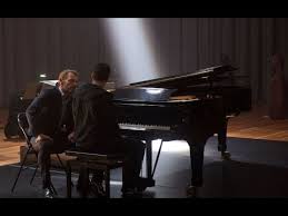 Rue du havre portail blanc à gauche du restaurant côté jardin, n'djamena chad +235 63 10 75 92 + add website. In Your Hands Au Bout Des Doigts 2019 Trailer English Subtitles Youtube