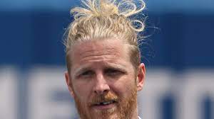 Bills receiver cole beasley released a statement on twitter on friday in response to the sharp beasley also claimed a lot of other nfl players agree with his stance but aren't in the right place in. Wzigqb45ntr0nm