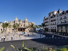 See pictures and our review of monte carlo casino. Monaco S Casino Square Has Been Renovated And Now Traffic Will Flow Through The F1 Layout Instead Of Passing In Front Of The Casino Formula1