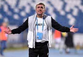 Gheorghe hagi romanya'den eski futbolcu on numara son kulüp: GicÄƒ Hagi A Demisionat Din FuncÈ›ia De Antrenor Al Fc Viitorul Cursdeguvernare Ro Cursdeguvernare Ro