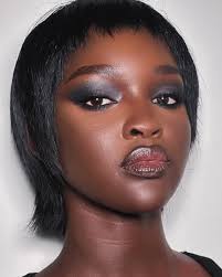 mijiawakyr serving supermodel face ⭐️ Makeup by me using all  @charlottetilbury 💞 Hair by @nickroseartistry ✨ #makeup #makeupartist  #supermodel #charlottetilbury