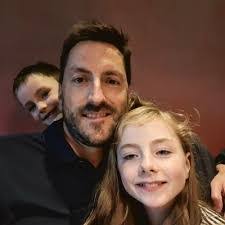 Jacqueline Stuart's Instagram, Twitter & Facebook