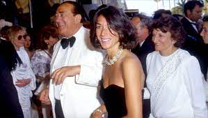 Jeffrey Epstein And Ghislaine Maxwell The Diabolics Chic Furious