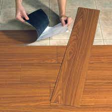 Rumah 1 lantai dengan vinyl kayu. Seputar Lantai Vinyl Dengan Info Isinya Rumah Parket