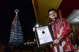 Baca ulasan dan beli yang terbaik pohon natal buatan dari perusahaan papan atas termasuk pohon nasional, treetopia, vickerman dan banyak lagi. Toraja Hadirkan Pohon Natal Tertinggi Di Indonesia