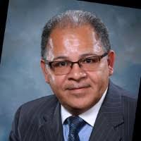 Elliot Cruz's Instagram, Twitter & Facebook