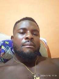 The real goat of football argue with the keyboard CR 7 fans let make it 1k  likes Please guys keep following like an comment please