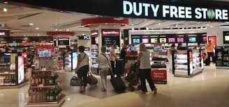 Moreover, it's quite difficult to find a place where cigarettes are sold. Duty Free Store Faro Airport