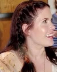 Sarah Glover's Instagram, Twitter & Facebook