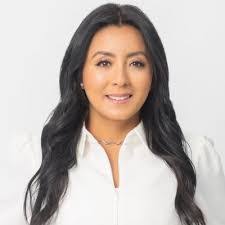 Rosie Moran's Instagram, Twitter & Facebook