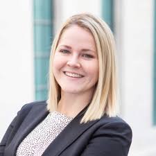 Kelly Fenwick's Instagram, Twitter & Facebook