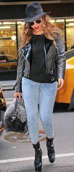 Strut This Way Beyonce Walked On The Streets Of Ny With Confidence On Thursday Even Though Ru Leather Jacket Style Leather Jacket Womens Black Leather Jacket
