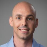 1500+ profilů „Naor“