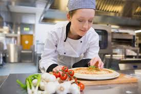 Commis De Cuisine Les Qualites Requises Pour Exercer