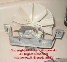 Keep mirrors from fogging up with a bathroom exhaust fan. Bathroom Fan Motor Replacement Information Instructions