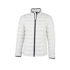 Vous pourrez trouver les articles des meilleures marques dans le catalogue doudounes homme de yoox. Equipez Vous Pour L Hiver Avec Nos Anoraks Et Doudounes Pour Hommes