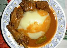 Ce Met Est Le Foutou Igname Pure Tres Sophistique D Igname Accompagner De Sauce Arachide Comme Sur L Image Ou Peut Etre Accompagner De Sauce Graine Aub Afrika