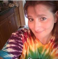 I know it's not crime related but it is a good sam trying to find the owner