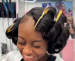 Looking for someone to do shampoo, deep conditioning, and silk press?