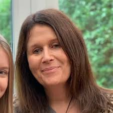 Donna Hill Rigby (@donnaprqueen)