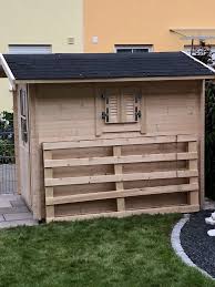 Tolles Gartenhaus Mit Eckuberstand 28 Mm Blockbohlenstarke Einzeltur Fenster Mit Fensterladen Masse Breite 170 Cm X Tief Gartenhaus Haus Fenster Und Turen