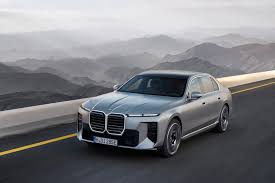 Revamped BMW 7 Series brings future tech to flagship sedan