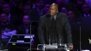 Speaking to espn, jordan revealed bryant never personally asked him whether he would present him into the hall of fame. Trauerfeier Von Kobe Bryant Michael Jordan Bricht In Tranen Aus