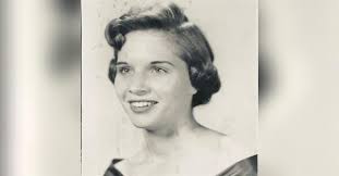 Georgia Hollis Obituary